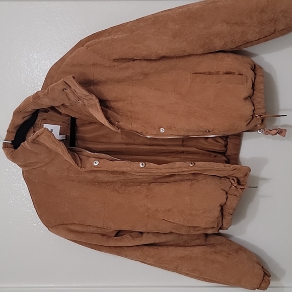 Fashion Nova Cover Your Tracks Puffer Women's Jacket Color Camel - Picture 7 of 9